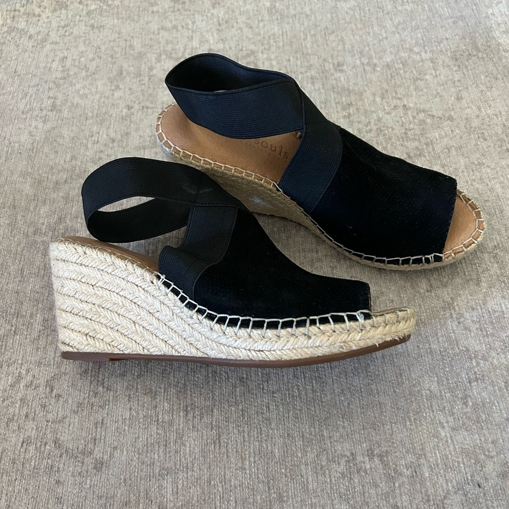 kenneth cole gentle souls black wedges